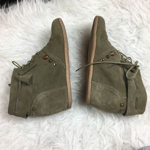 DV by Dolce Vita Green Wedge Heels | Size 6.5